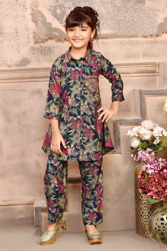 beautiful trending Dress Winter Friendly Kids Girls Co Ords Sets 1951