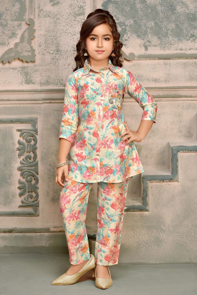 beautiful trending Dress Winter Friendly Kids Girls Co Ords Sets 1954